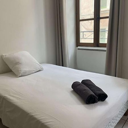Appartement Le Monnai à Nîmes Extérieur photo